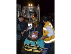 Dolmuş Otomobille Çarpıştı: 3 Yaralı