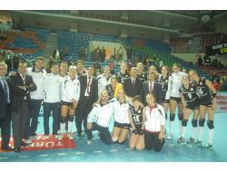Vakıfbank Avrupa’da 5’te 5 Yaptı