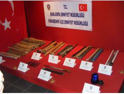 Viranşehirli'nin Sopa Ve Bıçak Merakı Basına Gösterildi