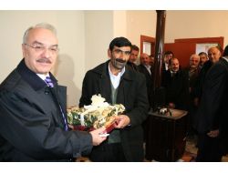 ‘güzel Evim’ Projesi İle İhtiyaç Sahipleri Ev Sahibi Oldu