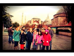 Ak Parti Konak Gençlik Kolları Yedi Başarılı Öğrenciyi İstanbul’a Götürdü