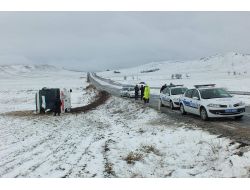 Yolcu Otobüsü Devrildi: 16 Yaralı