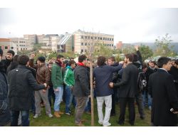 Kocaeli Üniversitesi'nde Stant Gerginliği