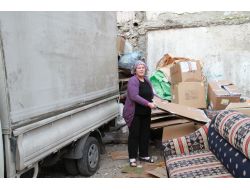 Kağıt Toplayıp 4 Çocuğuna Bakan Anne: Haberlere Konu Olunca Hayatım Karardı