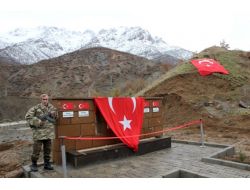 Bitlis'te Şehit Korucular Anısına Yaptırılan Çeşmenin Açılışı Yapıldı