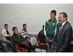 Polisinin 'Umut Yıldızı' Projesi Çocukların Umudu Oldu