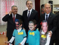 23 Yıllık Öğretmen, Emekli İkramiyesi İle Okul Yaptırdı