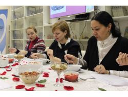 Aşure Yarışması; Türkler Pişirdi, Ruslar Not Verdi