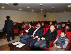 Yeni Evlenen Çiftlere Mutlu Evliliğin Sırları Anlatıldı