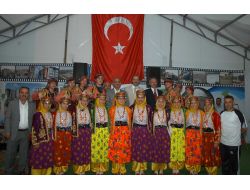 Mamak Belediyesi Folklor Ekibi Hayran Bırakıyor