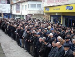 Kanser Hastası Şehit Anası, Oğlunun Ardından Bir Ay Sonra Toprağa Verildi