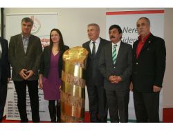 Chp Milletvekili Pavey’e 2012 İnsan Hakları Ödülü