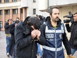 Sanal Hırsızlar, Sahte Kredi Kartlarıyla Yakalandı