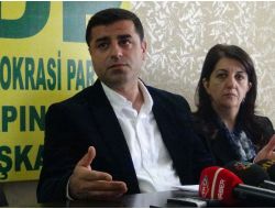 Demirtaş: Kck Operasyonları Akp’nin Seçim Yatırımı