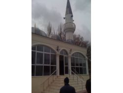 Depremde Hasar Gören Şaphane Erginler Camii İbadete Açıldı