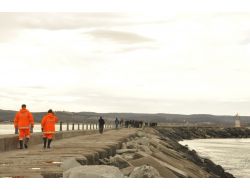 Kayıp Denizcileri Arama Çalışmaları Sürüyor