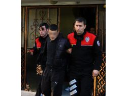 Hırsızlık İçin Girdikleri Evde Suçüstü Yakalandılar
