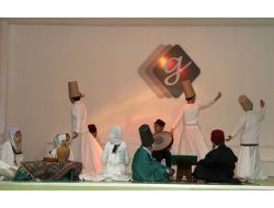 MEVLANA'YI İNGİLİZCE ANDILAR