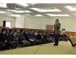 Zor Sorulara Çalışan Öğrenciler, Kolay Sorular Karşısında Şaşırıp Kalıyor