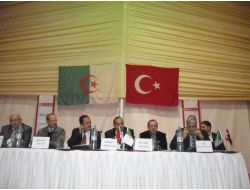 Türk Mobilyacılar Cezayir'e Çıkarma Yaptı