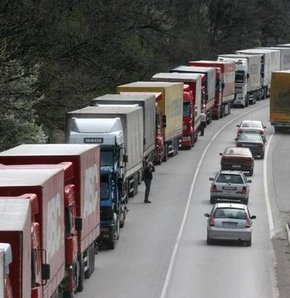 İPSALA'DA TIR KUYRUĞU