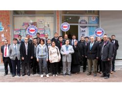 Eğitim Bir Sen'den Başörtüsü Ayıbına Tepki