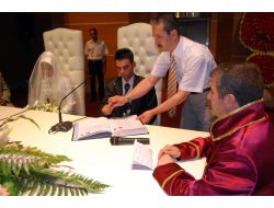 MUTLULUĞA 12.12.2012’DE İMZA ATTILAR