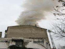 Zeytinburnu'nda Korkutan Yangın