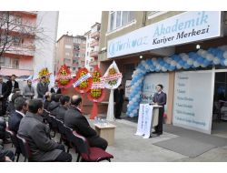 Amasya’da Turkuaz Akademik Kariyer Merkezi Açıldı
