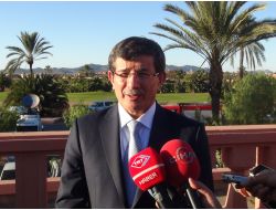Davutoğlu Suriye'ye İnsanı Koridor İstedi