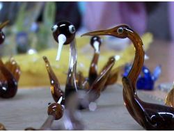 Ev Hanımları, Atık Camlardan Hediyelik Eşya Üretiyor