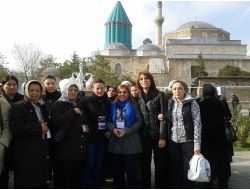 GÖLBAŞILI KADINLAR KONYA'YI GEZDİ