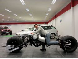 Hurda Malzemeyle Batman Motosikleti Yaptı