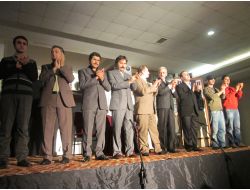 Çınar-der'den 'Gurbet' İsimli Tiyatro