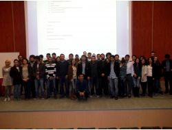 Bu Kez Karşıt Düşüncedeki Üniversite Öğrencileri Çatışmadı, Fikir Birliği Yaptı