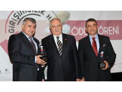 Aquarium'u Antalya'ya Kazandıran Atılgan Ve Demirok Yılın Girişimcisi Seçildi