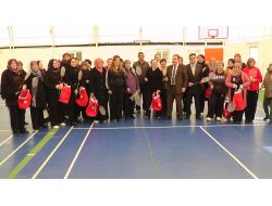 Elmadağlı Kadınlar Badmintonla Form Tutacak