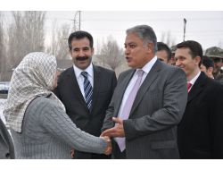 Ağrı Valisi Tekinarslan, Protokolle Patnos'a Çıkarma Yaptı