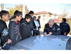 Trafoya Çıkan Çocuk Elektrik Akımına Kapıldı