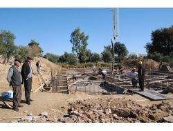 Babasının 80 Yıl Önce Öğretmenlik Yaptığı Köye Anadolu Lisesi Yaptırıyor