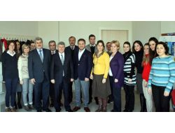 Hayırsever İşadamı, Yaptırdığı Okulun İhtiyaçlarını Da Karşılıyor