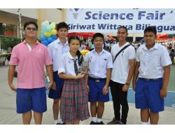 Tayland'daki Türk Okulu, Bilim Fuarı Düzenledi‏