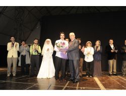 Tuna Boyu, Çanakkale'de Sahnelendi