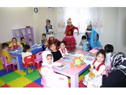 Türkiye’deki İlk Kazak Kreşi İstanbul’da Açıldı