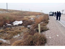 Yolda Yürürken Minibüsün Çarpan Genç Hayatını Kaybetti