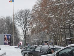 Eşine Kızıp Kapıyı Çarptı, Soğuğa Efelik Sökmedi