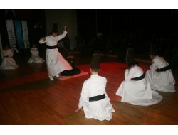 Zihinsel Engelliler Semazen Ekibinin Gösterisi Büyük İlgi Gördü