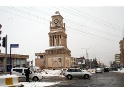 Midyat’ta Mevsimin İlk Karı Yağdı