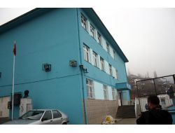 Zehirlenen Aile 3 Gün Sonra Bulundu, Terasta Uyuyan Genç Ölümden Kurtuldu