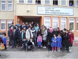 Kolej Öğrencileri Yibo Öğrencileriyle Oyun Oynadı